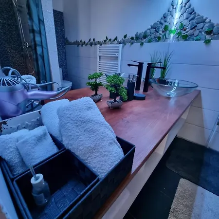 Luna Gruia Apartament *